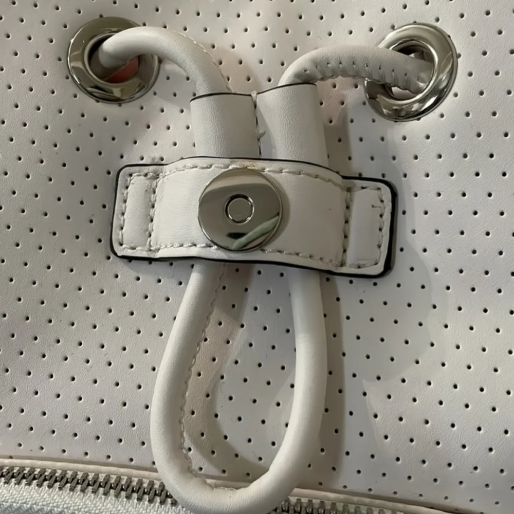 Michael Kors Abbey White Cargo Backpack Purse Tote Optic White NWT - Picture 8 of 9